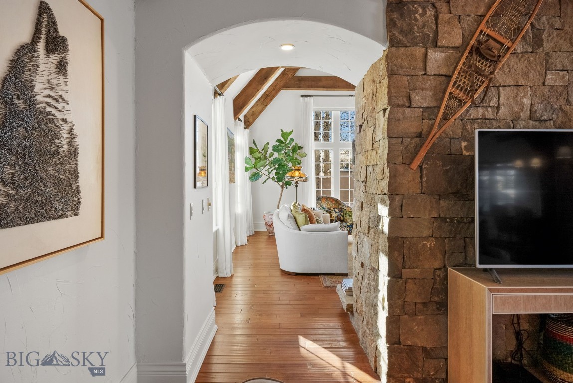 River Glen Condo - Residential