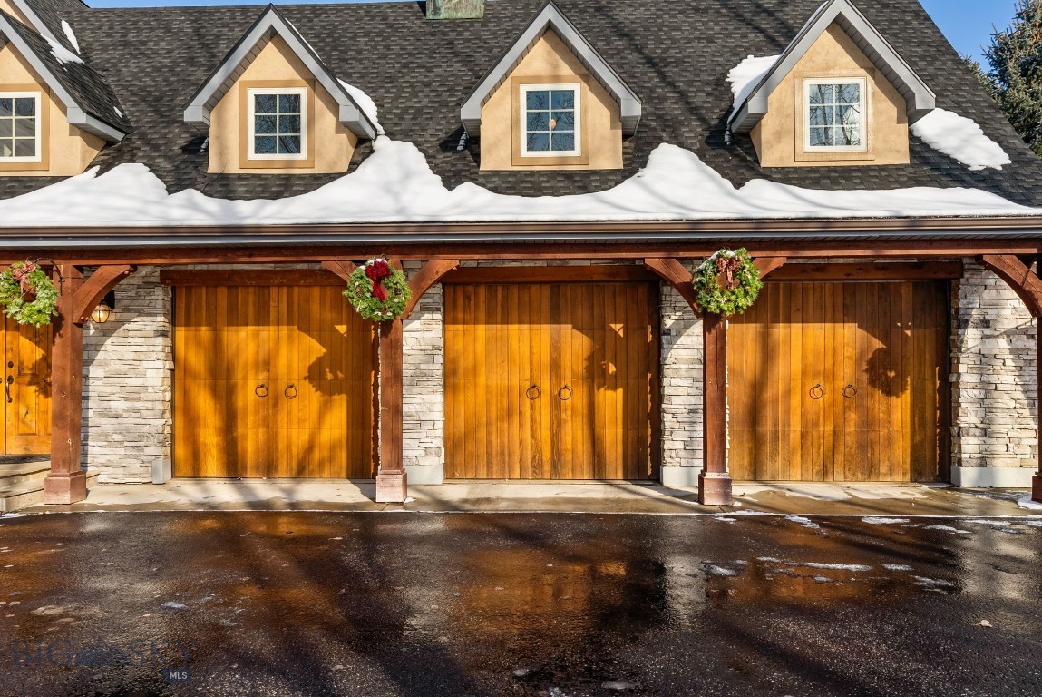 River Glen Condo - Residential