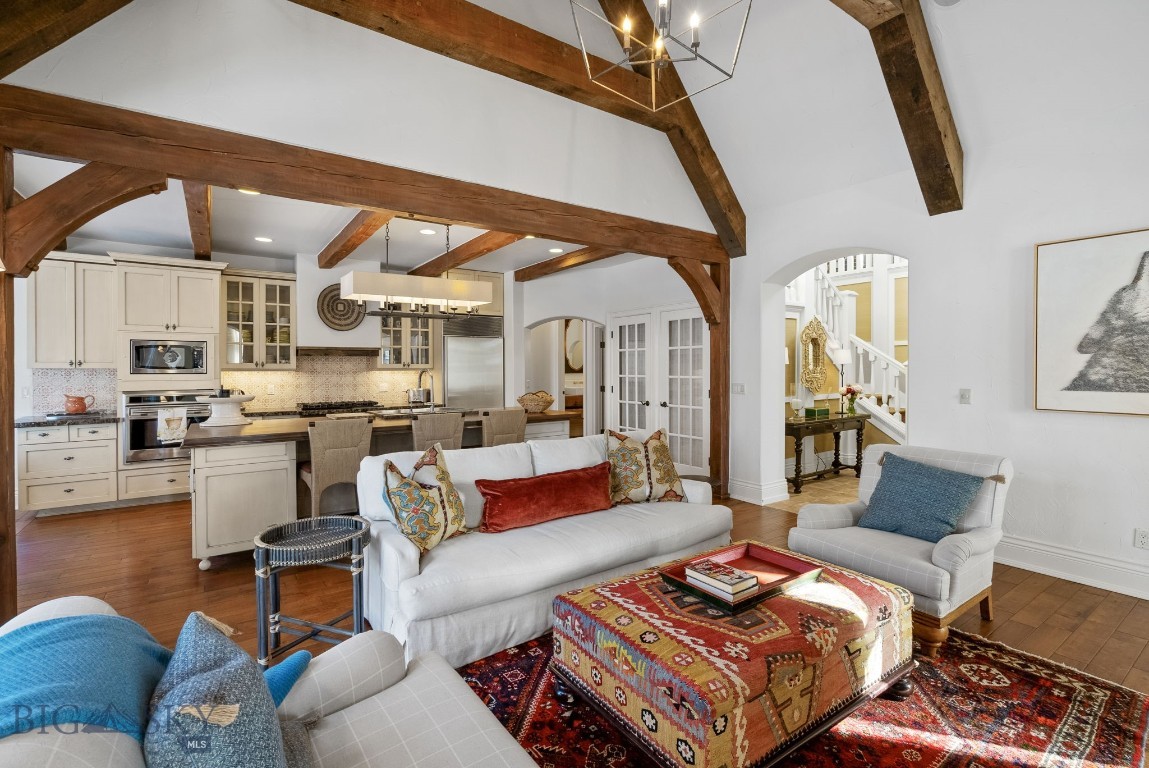 River Glen Condo - Residential