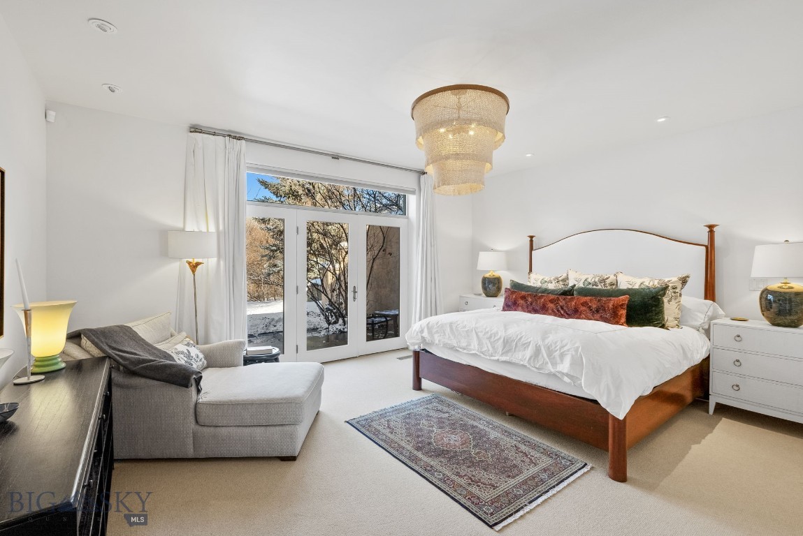 River Glen Condo - Residential