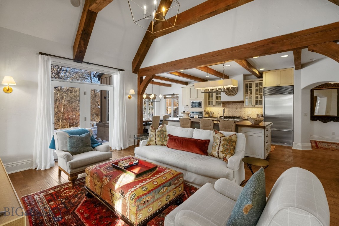 River Glen Condo - Residential