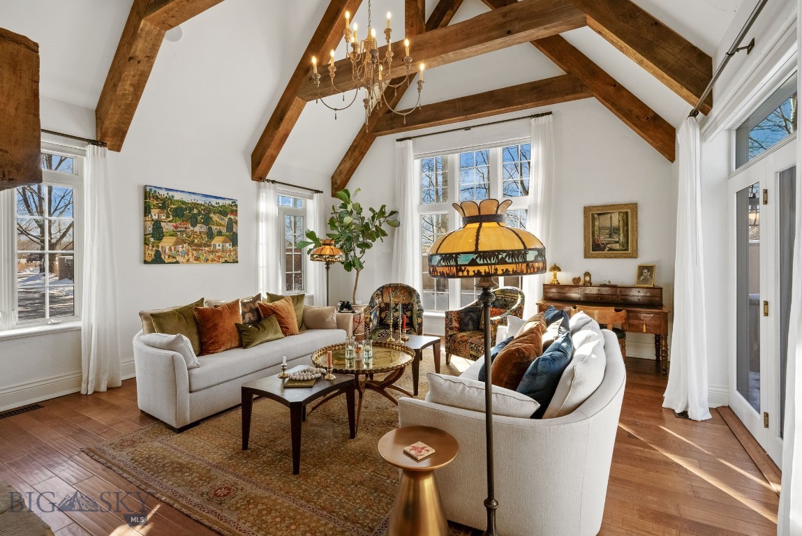 River Glen Condo - Residential