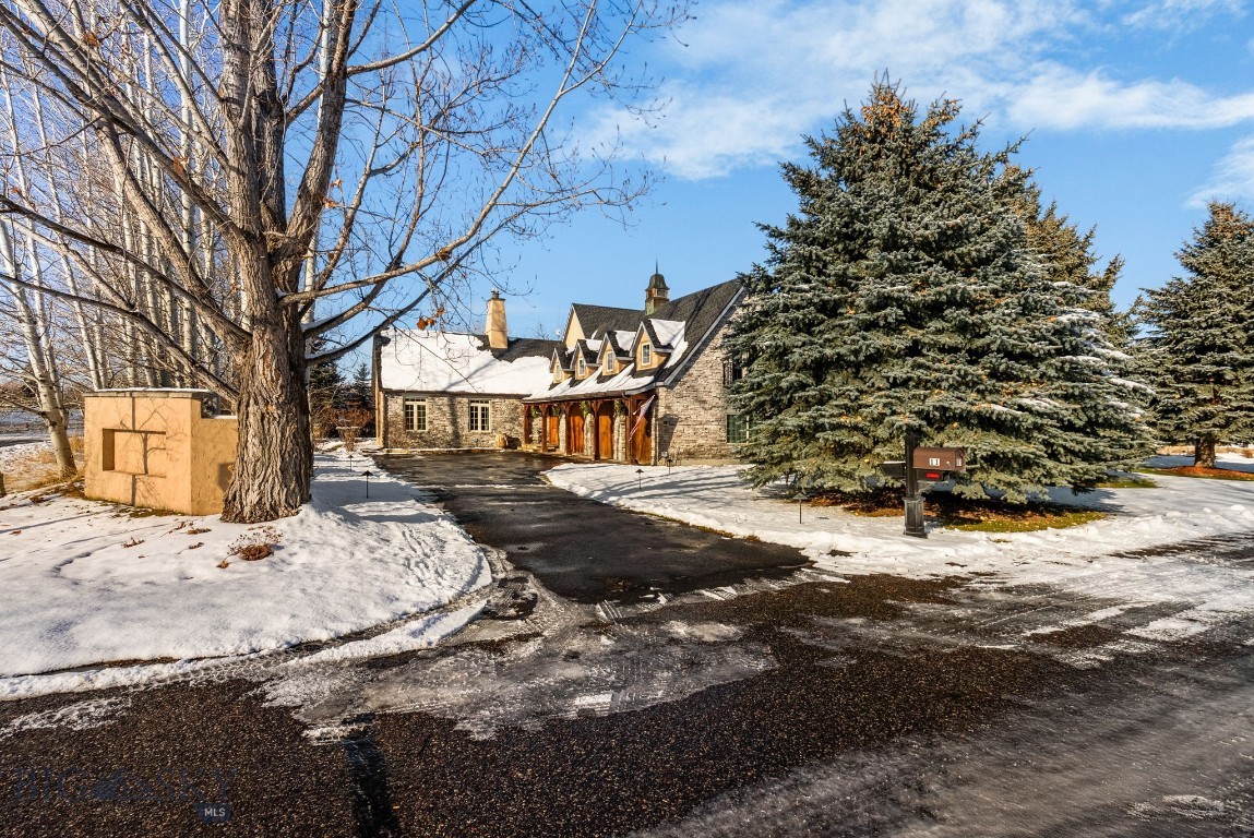 River Glen Condo - Residential