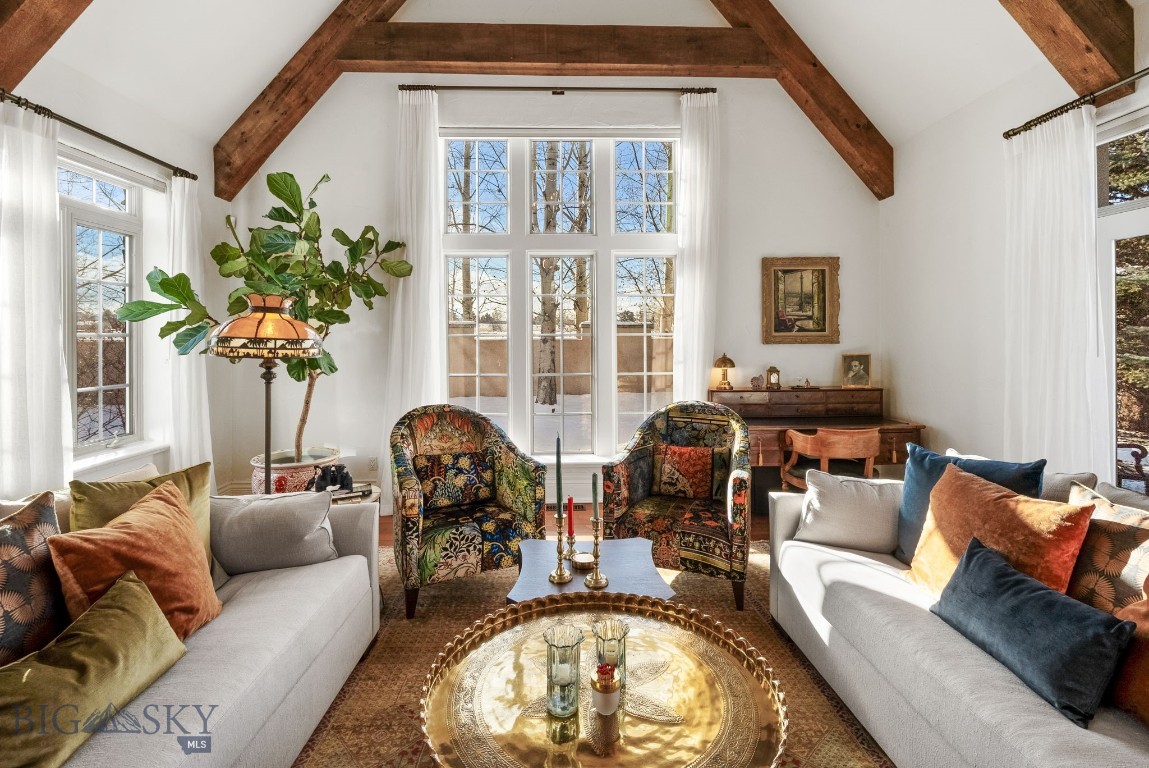 River Glen Condo - Residential