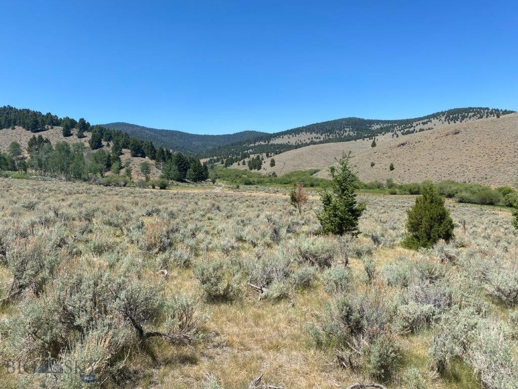 mining claim - Land