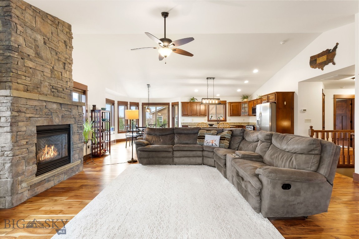 Middle Creek Parklands - Residential