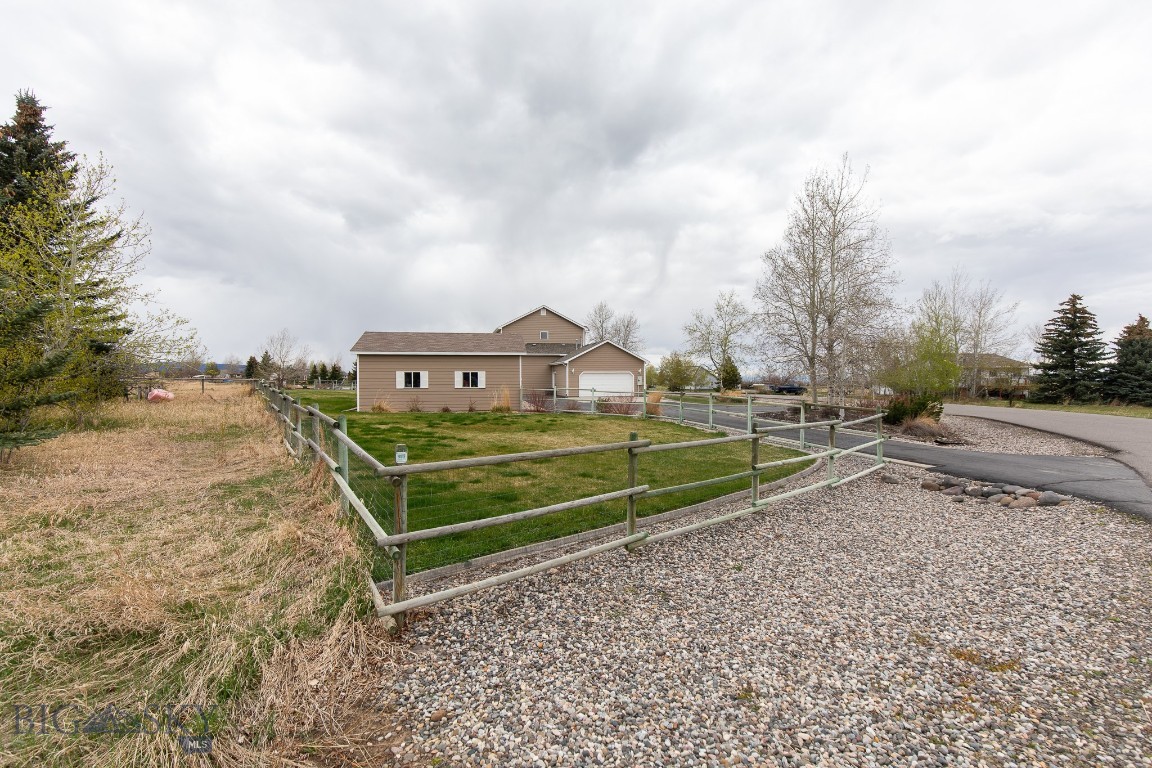 Pine View - Residential