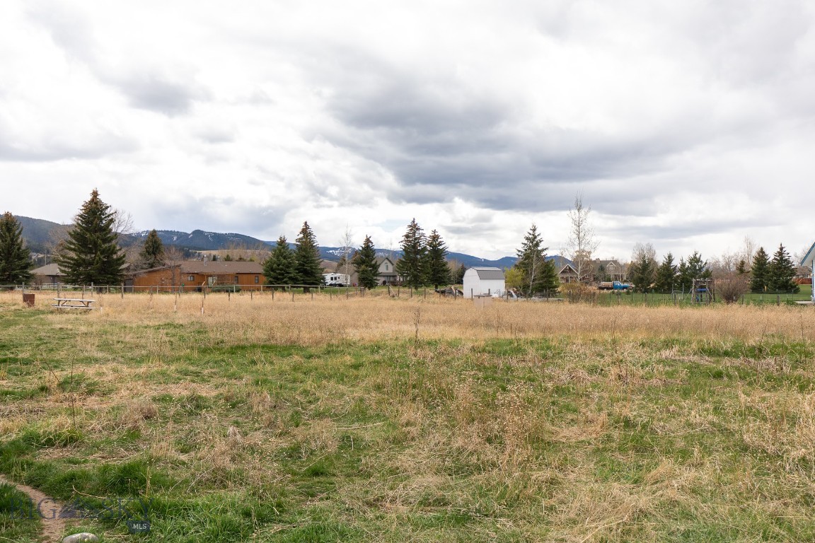 Pine View - Residential