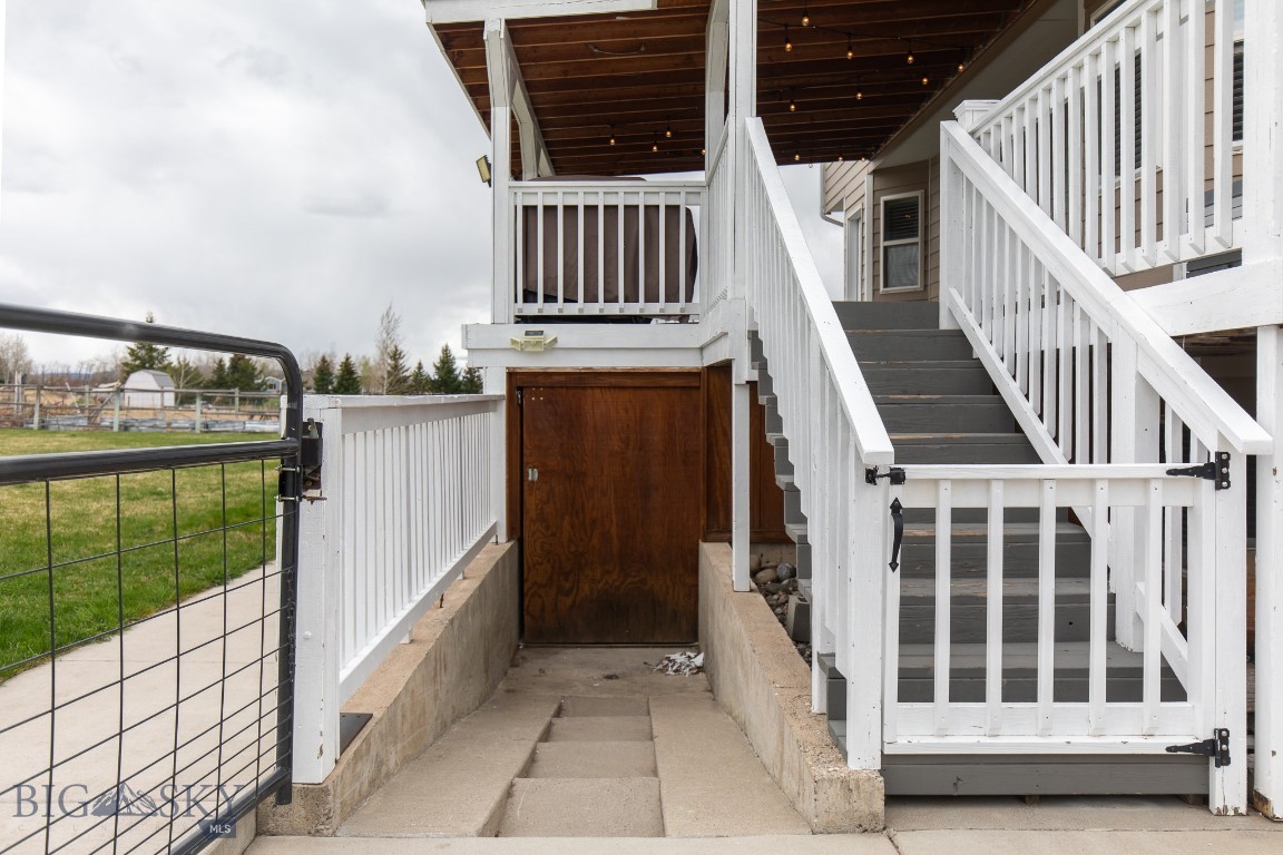 Pine View - Residential