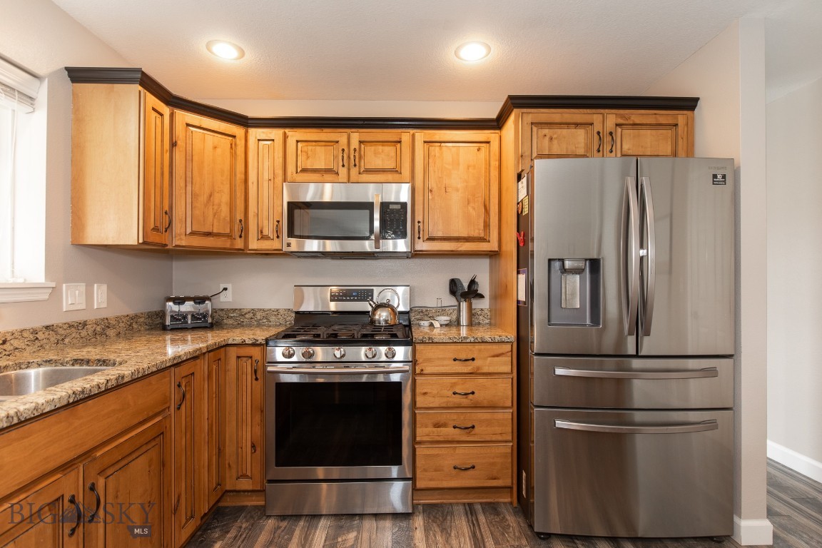 Pine View - Residential