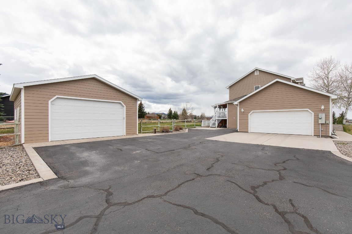 Pine View - Residential