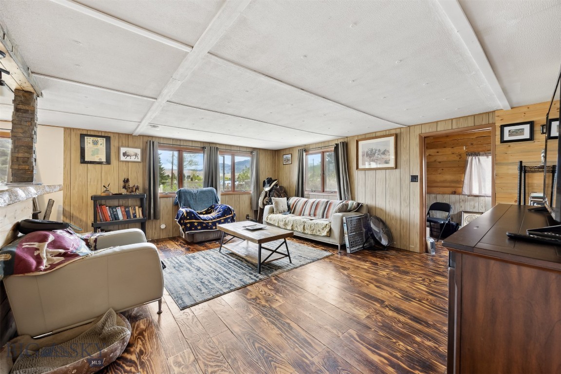 1412 Evans