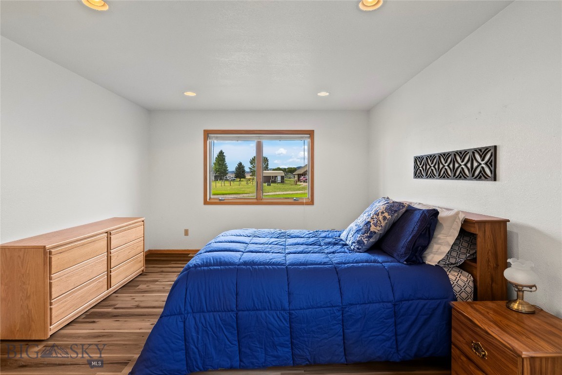 Troutdale - Residential