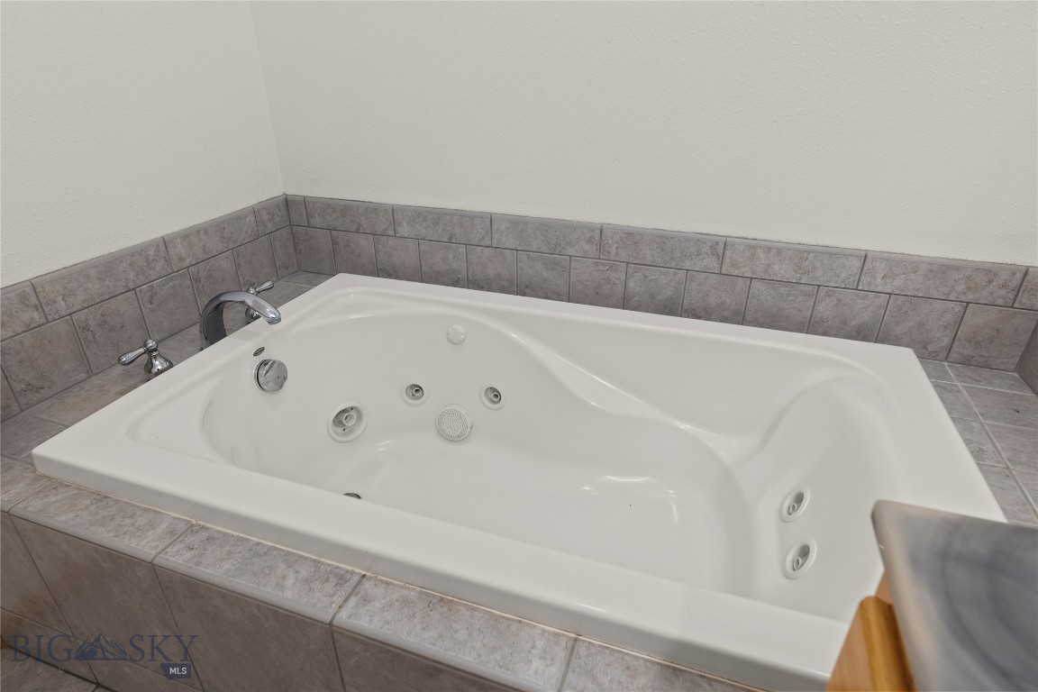 Troutdale - Residential