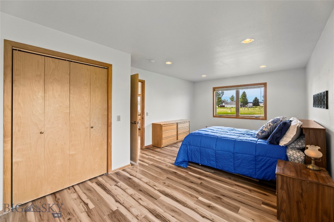 Troutdale - Residential