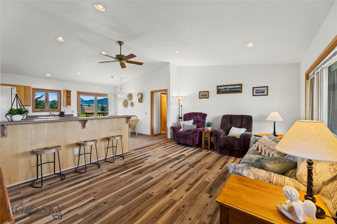 Troutdale - Residential
