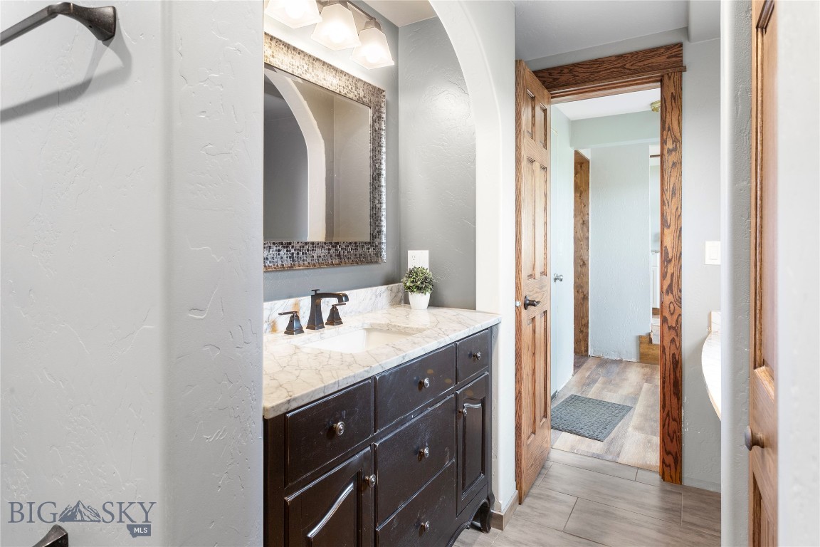 Butte, Montana 59701, United States, 5 Bedrooms Bedrooms, ,4 BathroomsBathrooms,Residential,Contingent,66649