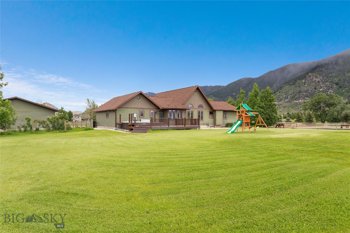 Butte, Montana 59701, United States, 5 Bedrooms Bedrooms, ,4 BathroomsBathrooms,Residential,Contingent,66649