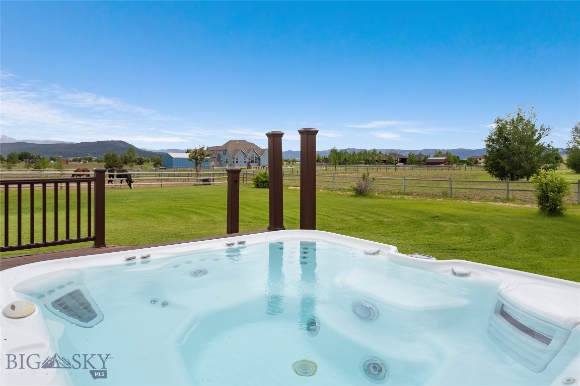 Butte, Montana 59701, United States, 5 Bedrooms Bedrooms, ,4 BathroomsBathrooms,Residential,Contingent,66649