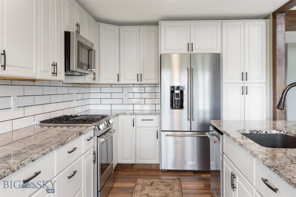 Butte, Montana 59701, United States, 5 Bedrooms Bedrooms, ,4 BathroomsBathrooms,Residential,Contingent,66649