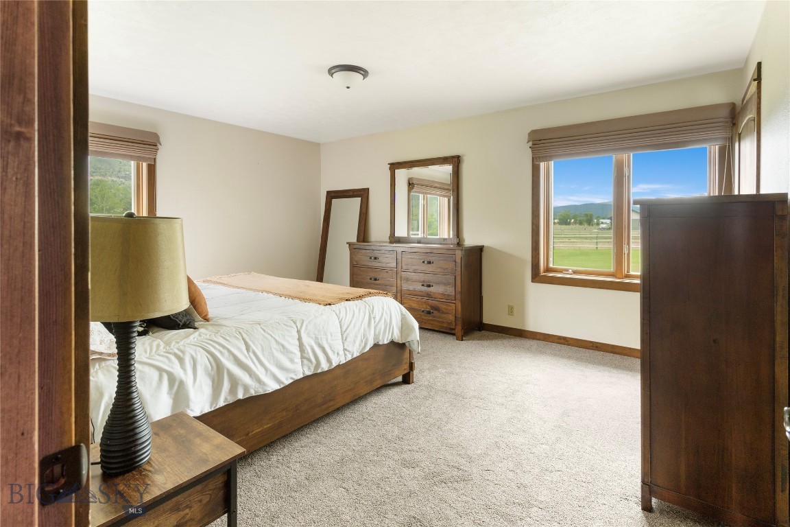 Butte, Montana 59701, United States, 5 Bedrooms Bedrooms, ,4 BathroomsBathrooms,Residential,Contingent,66649