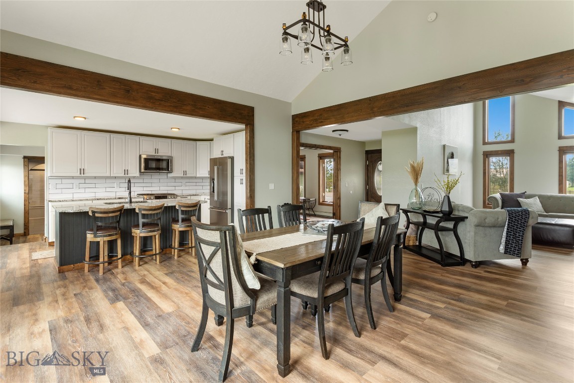 Butte, Montana 59701, United States, 5 Bedrooms Bedrooms, ,4 BathroomsBathrooms,Residential,Contingent,66649