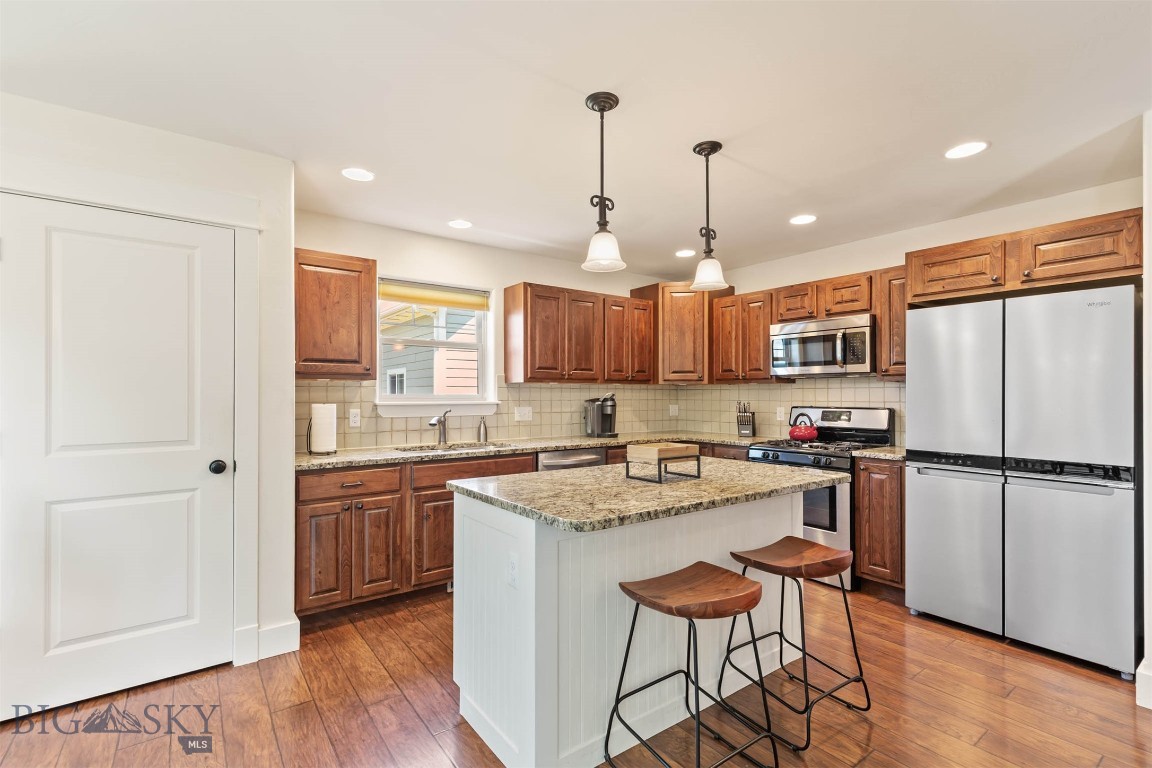 Bozeman, Montana 59718, United States, 3 Bedrooms Bedrooms, ,2 BathroomsBathrooms,Residential,Contingent,153690