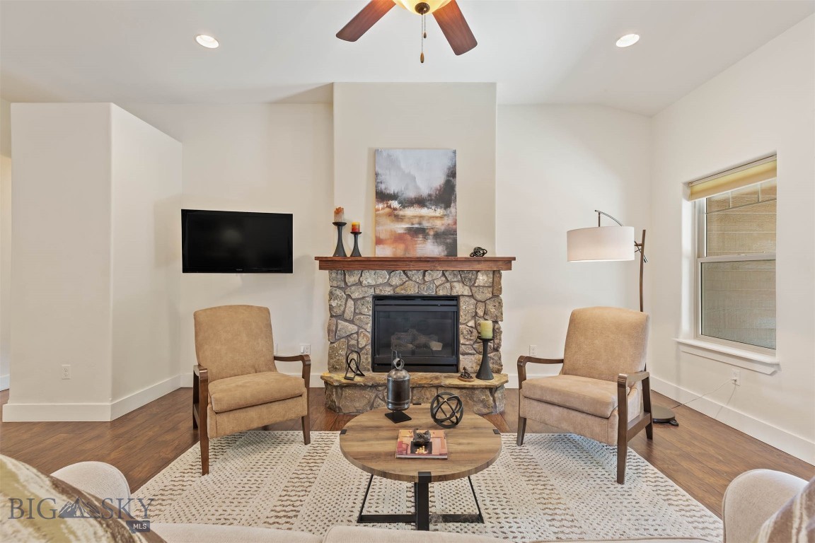 Bozeman, Montana 59718, United States, 3 Bedrooms Bedrooms, ,2 BathroomsBathrooms,Residential,Contingent,153690