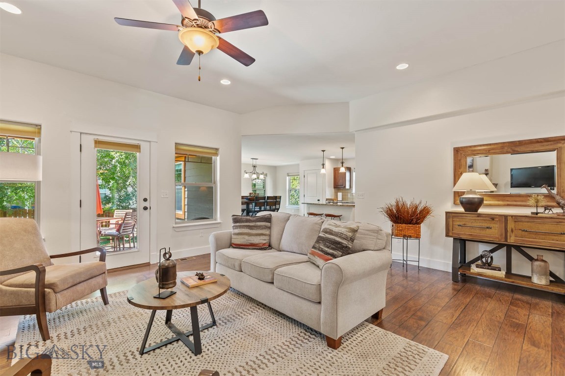 Bozeman, Montana 59718, United States, 3 Bedrooms Bedrooms, ,2 BathroomsBathrooms,Residential,Contingent,153690