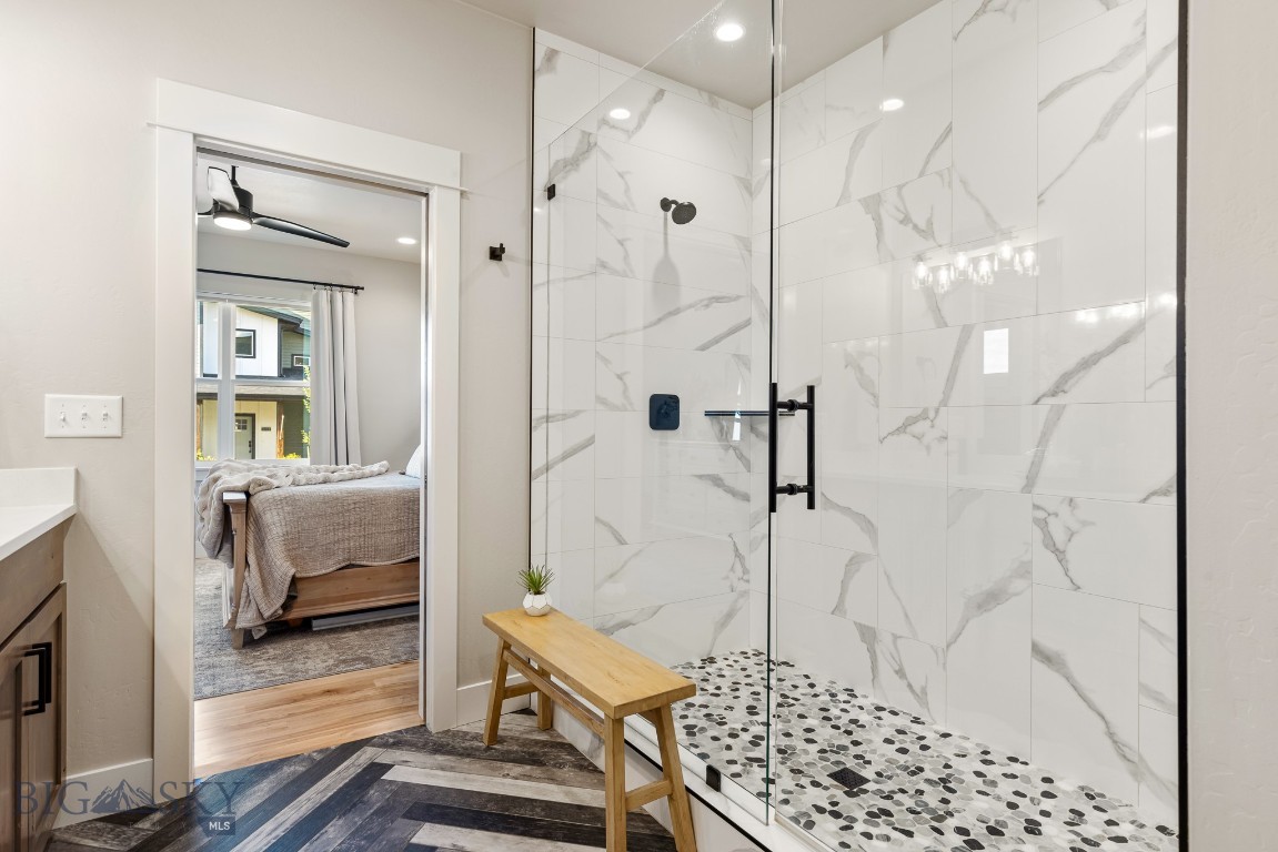 The Lakes at Valley West - Residential