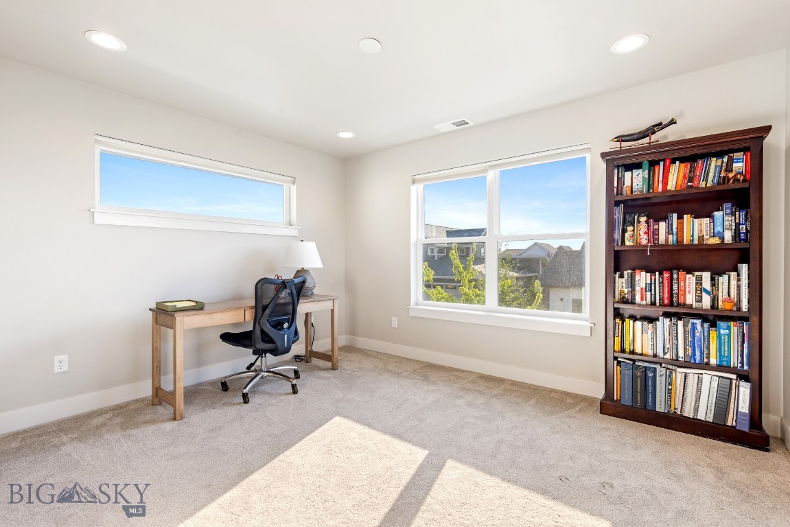 The Lakes at Valley West - Residential