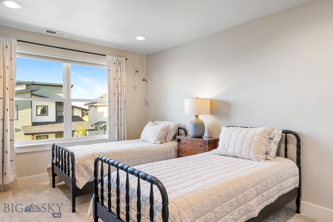 The Lakes at Valley West - Residential