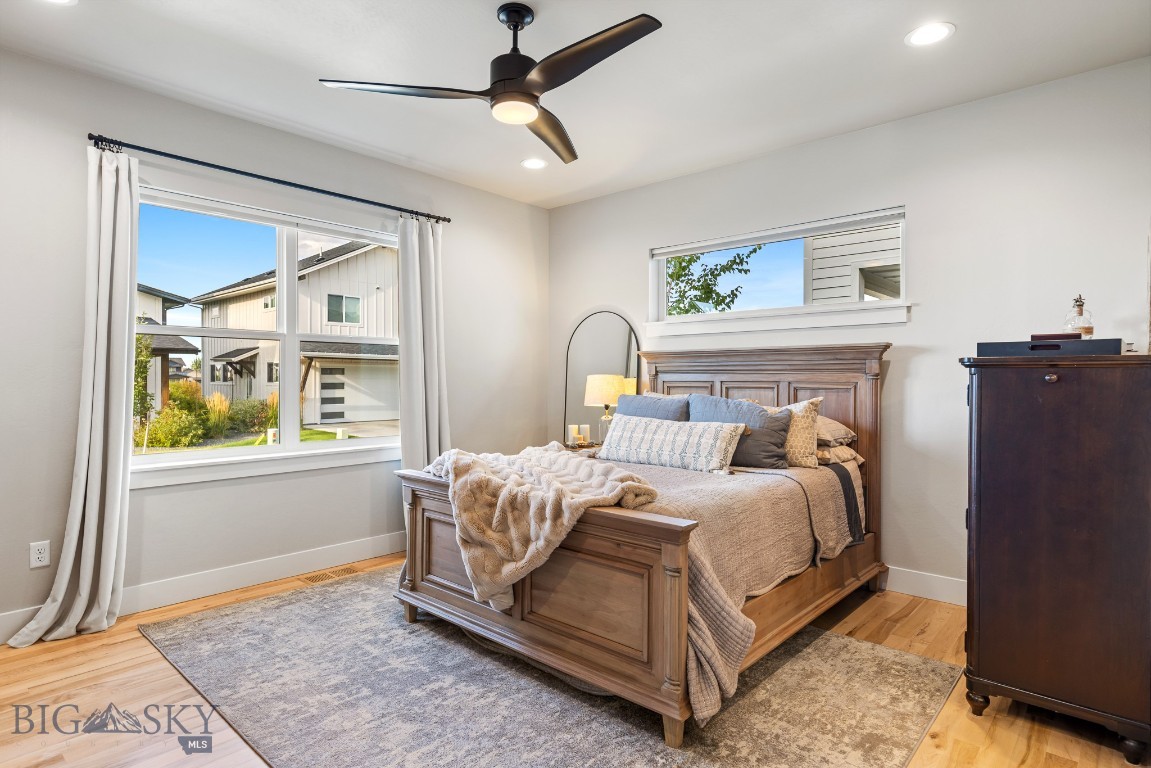 The Lakes at Valley West - Residential