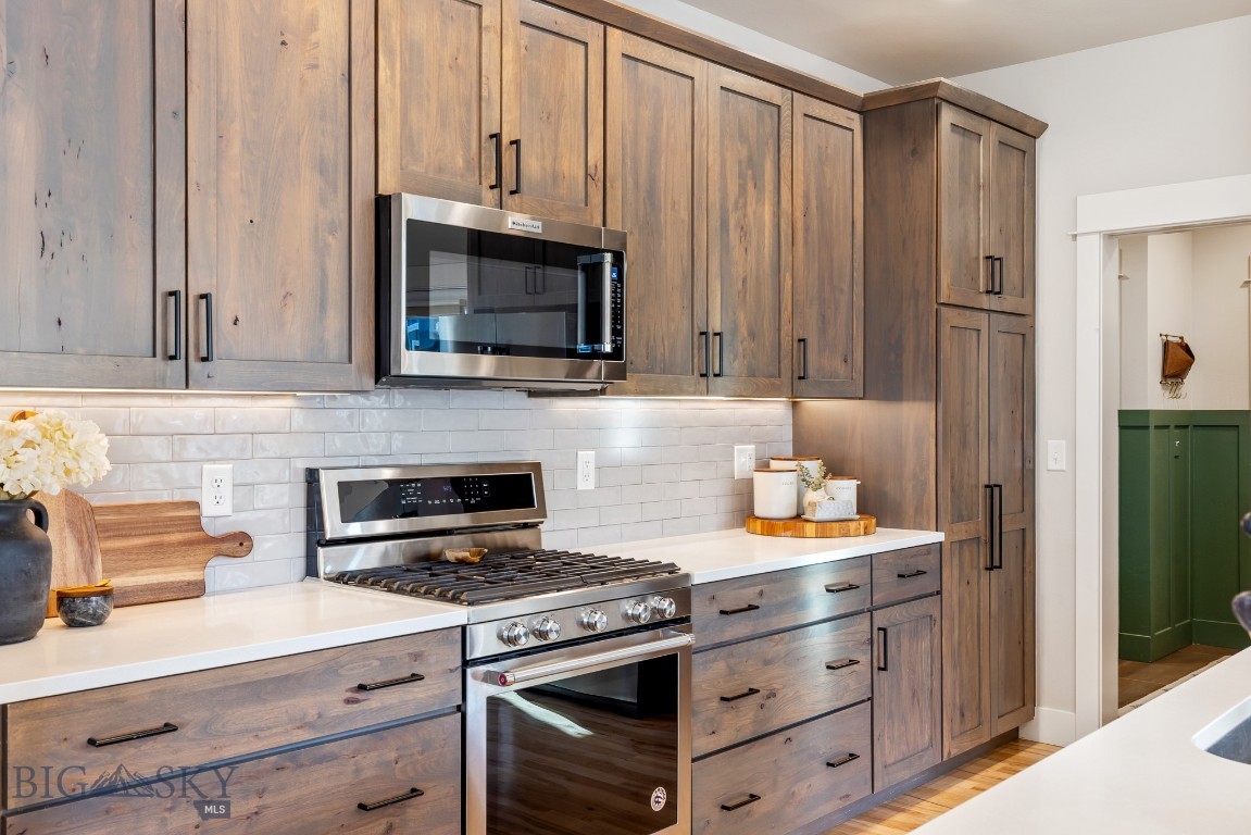 The Lakes at Valley West - Residential