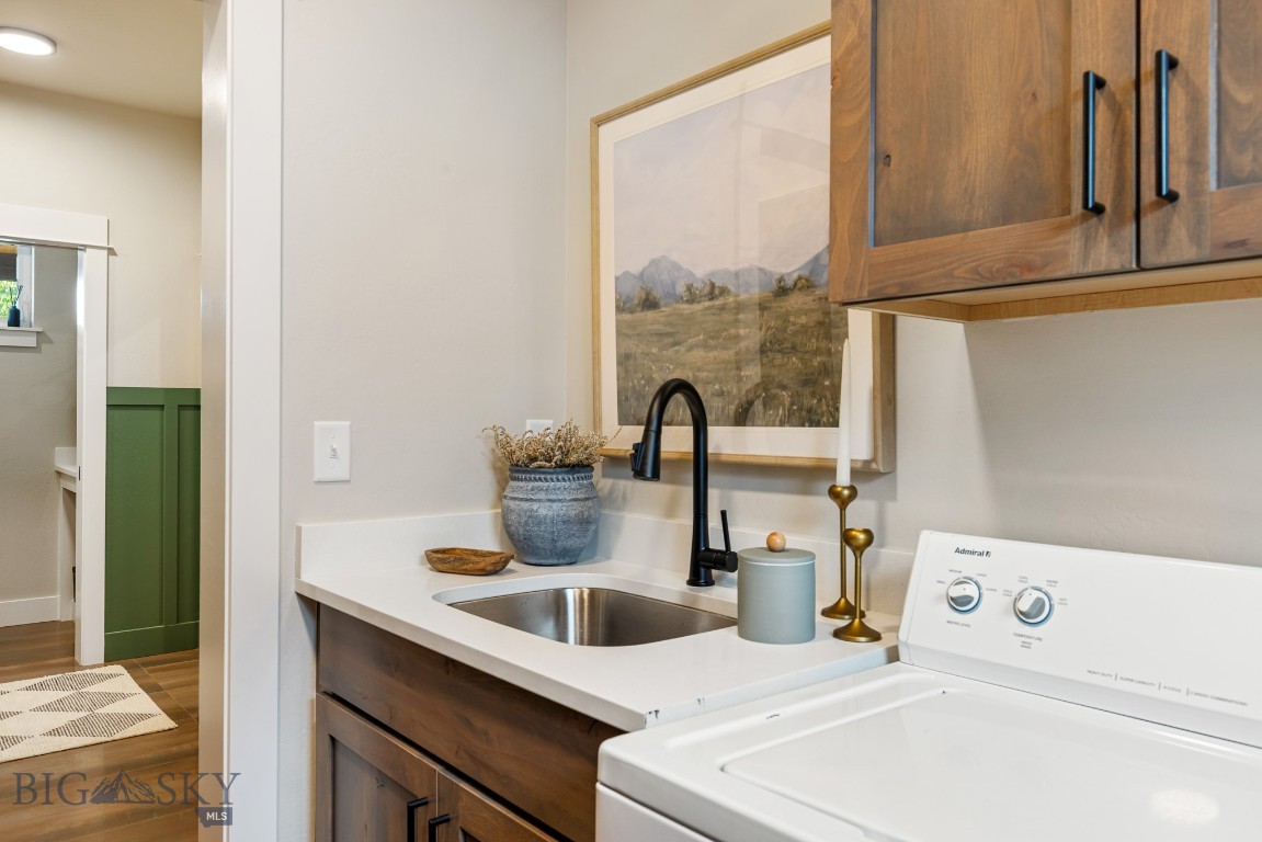 The Lakes at Valley West - Residential