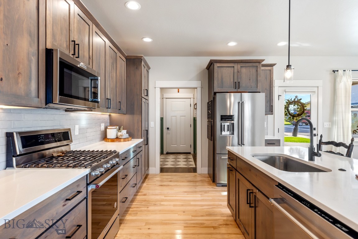 The Lakes at Valley West - Residential