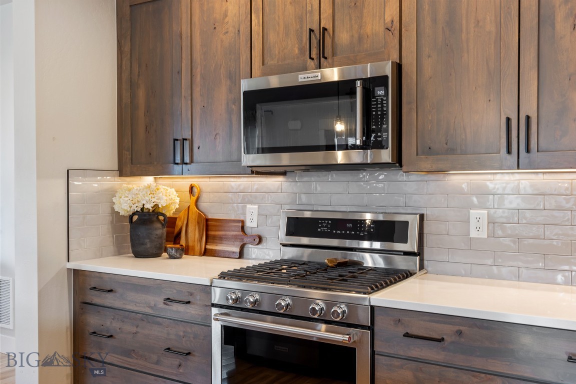 The Lakes at Valley West - Residential