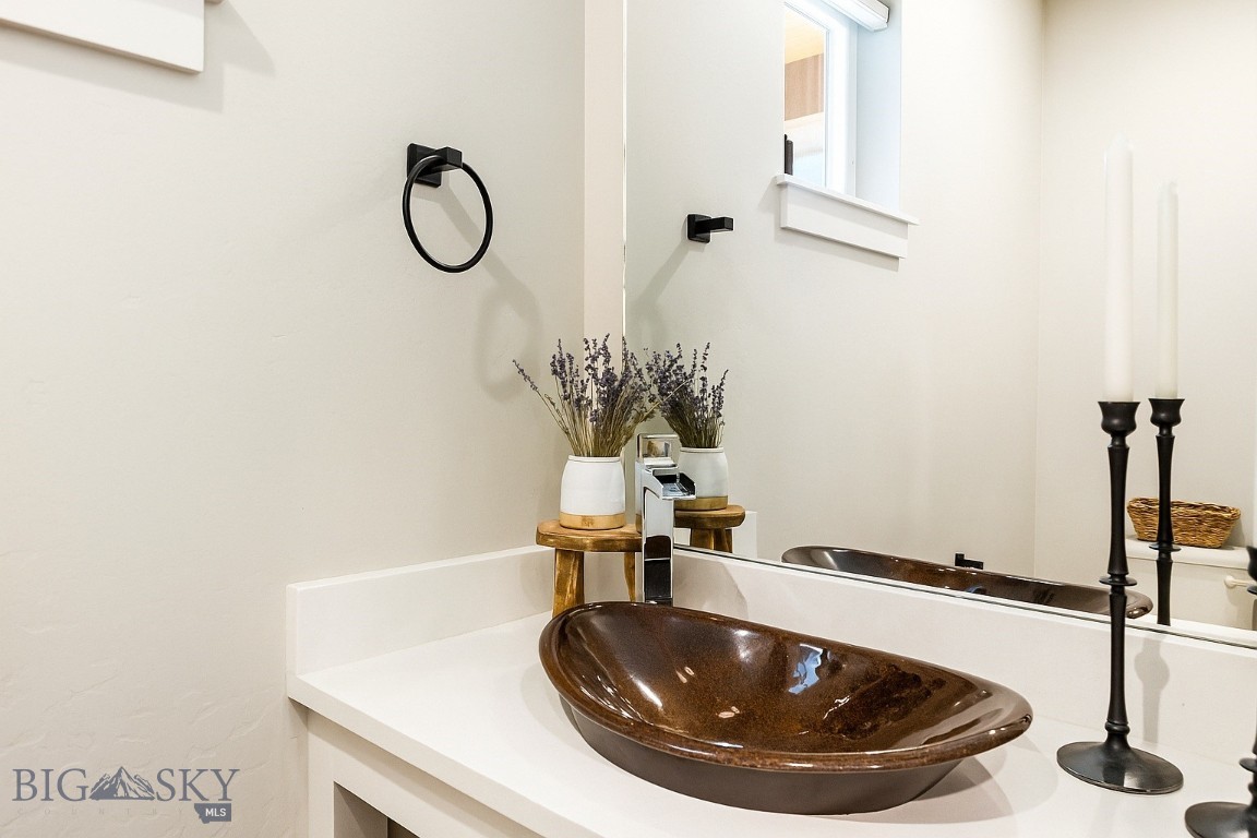 The Lakes at Valley West - Residential