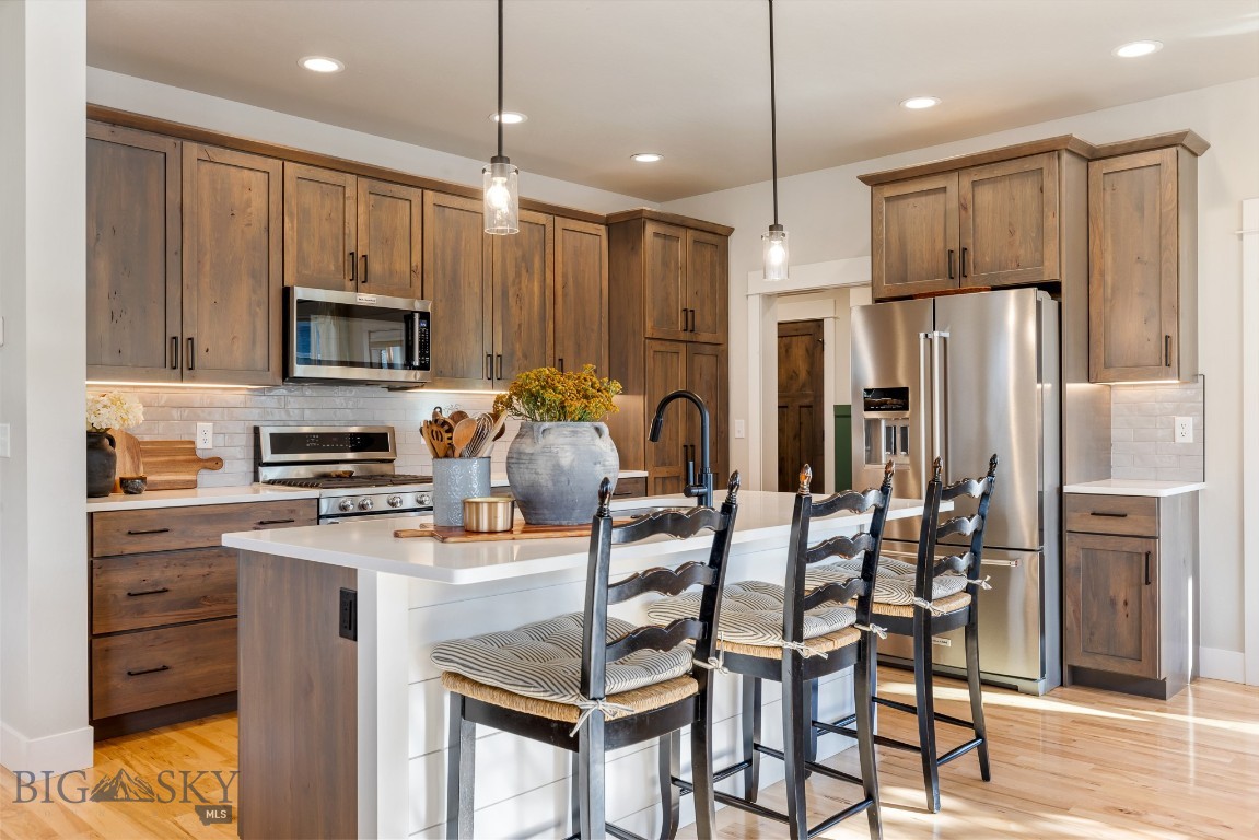 The Lakes at Valley West - Residential