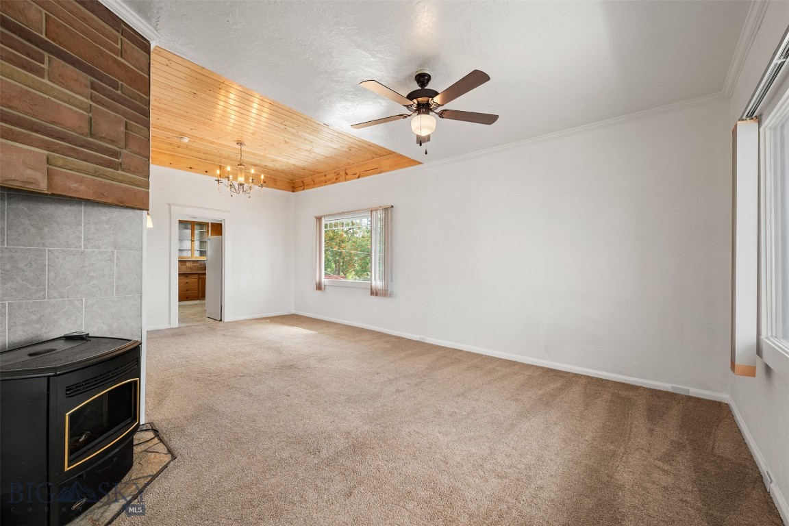 Butte, Montana 59701, United States, 2 Bedrooms Bedrooms, ,1 BathroomBathrooms,Residential,Active,193525