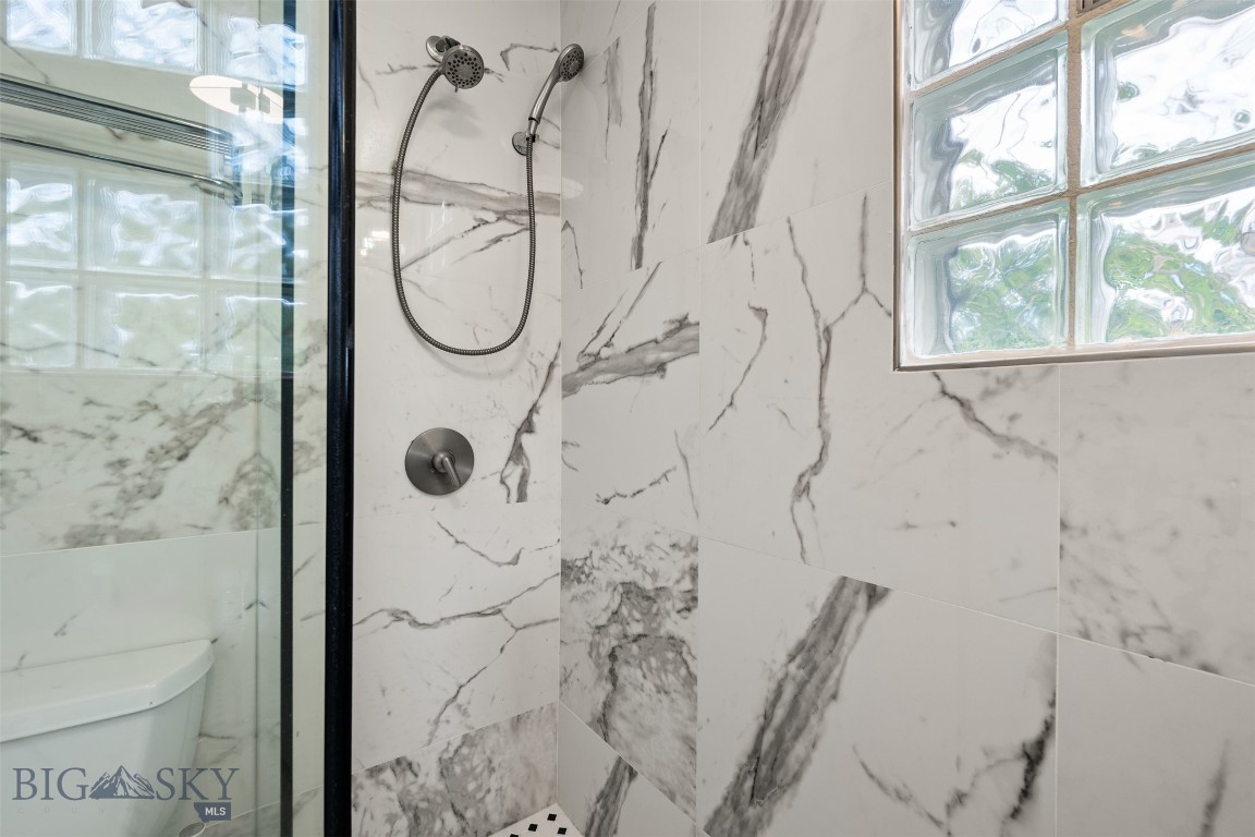 Butte, Montana 59701, United States, 2 Bedrooms Bedrooms, ,1 BathroomBathrooms,Residential,Active,193525