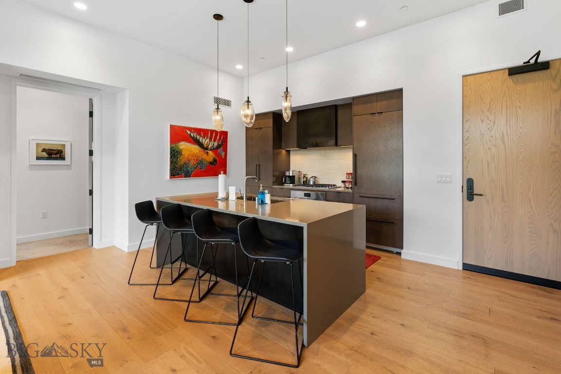 LakeLodge Residences - Residential
