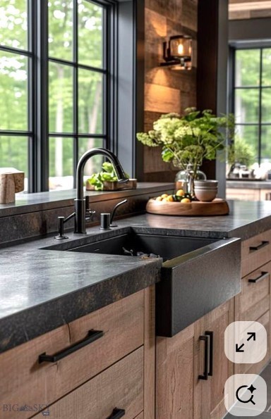 Pivot Point - Residential