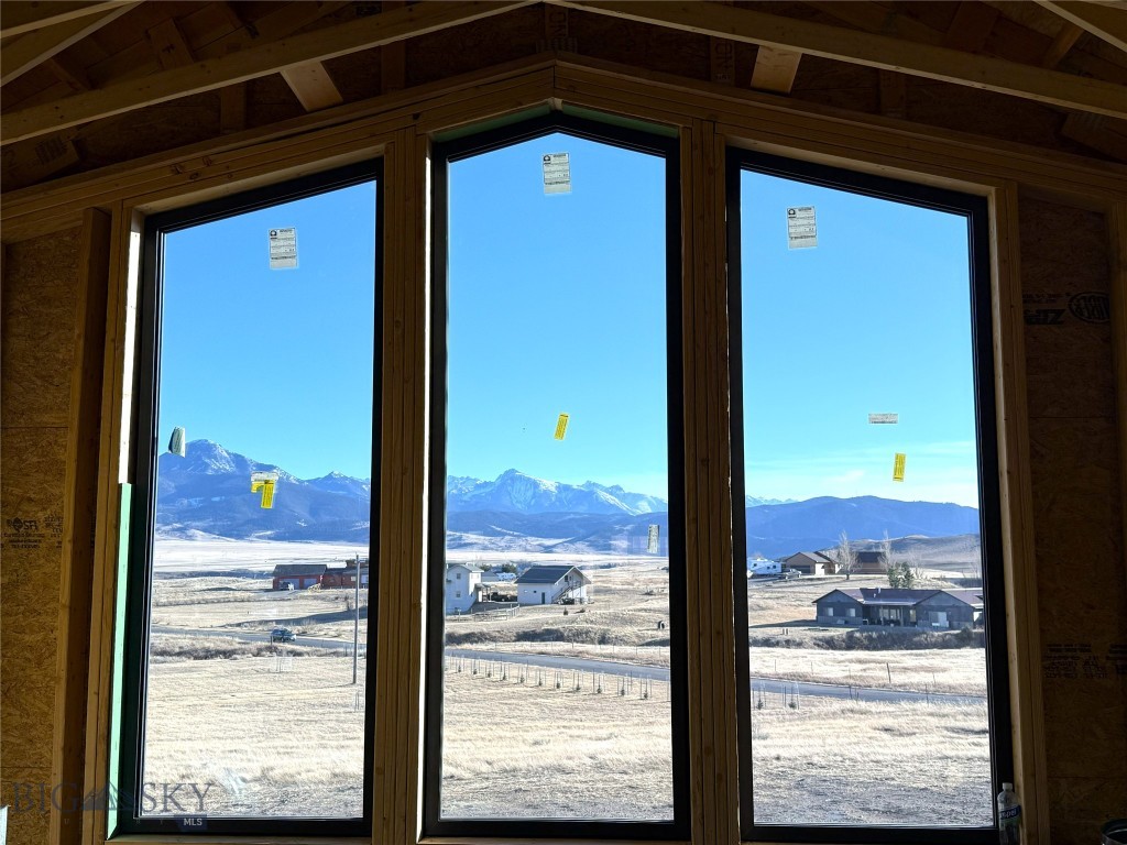 Pivot Point - Residential