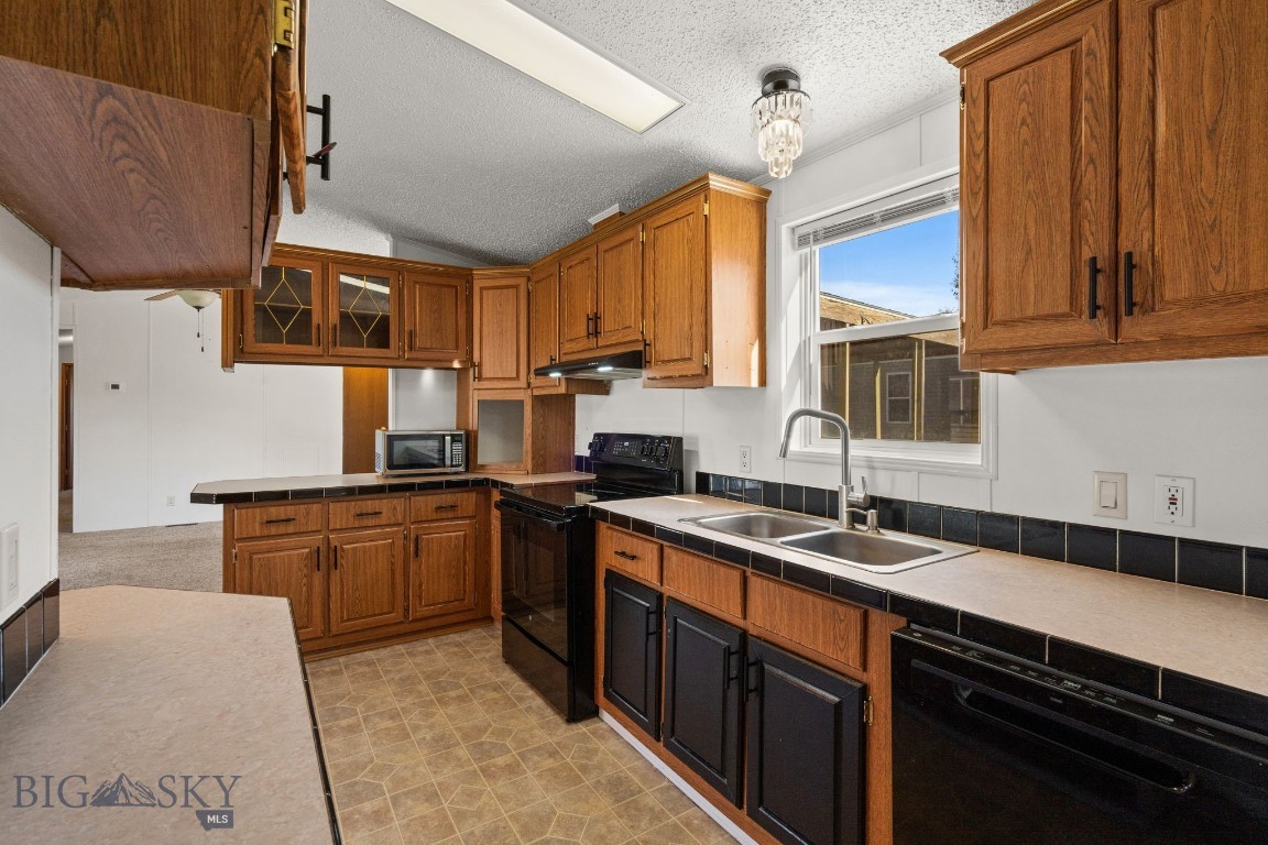 River Rock and Royal Village - Residential