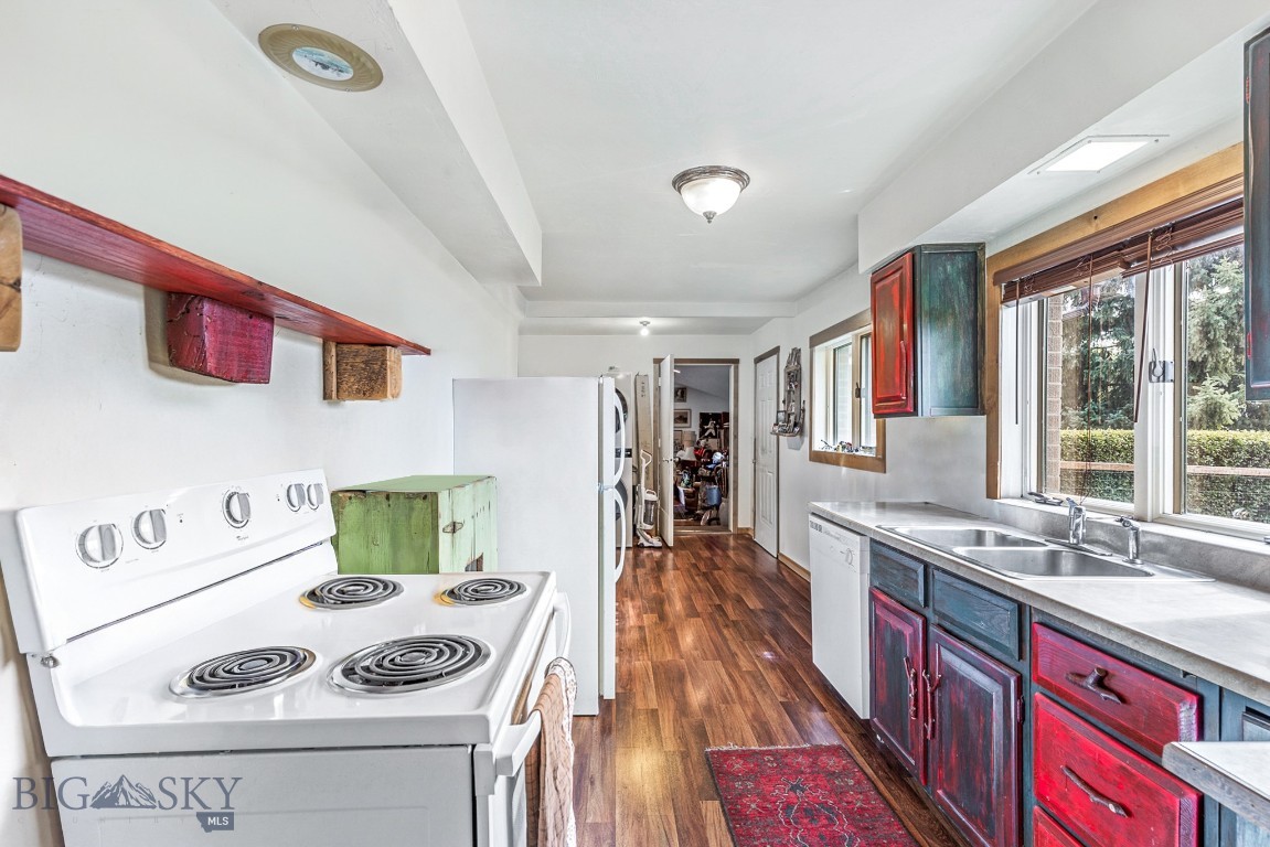 Maple Terrace - Commercial Sale