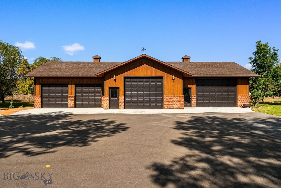 Cedar Meadows - Residential