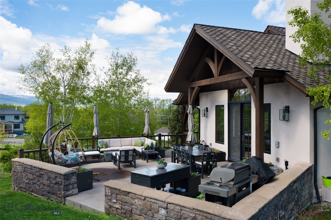 Bozeman, Montana 59715, United States, 4 Bedrooms Bedrooms, ,4 BathroomsBathrooms,Residential,Contingent,50177