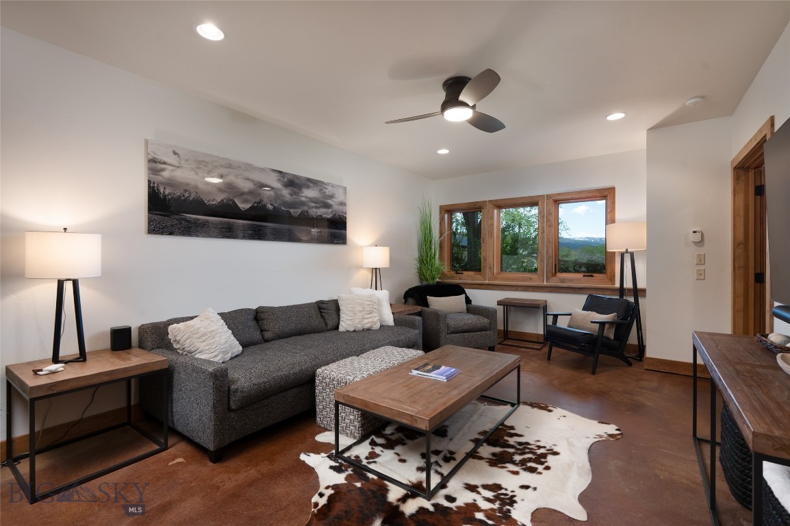 Bozeman, Montana 59715, United States, 4 Bedrooms Bedrooms, ,4 BathroomsBathrooms,Residential,Contingent,50177