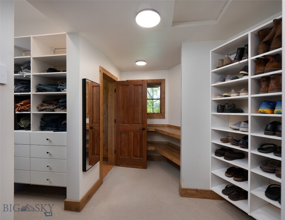 Bozeman, Montana 59715, United States, 4 Bedrooms Bedrooms, ,4 BathroomsBathrooms,Residential,Contingent,50177